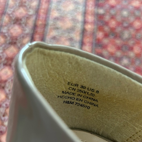 H&M tan patent platform pumps size 8 - Picture 4 of 10